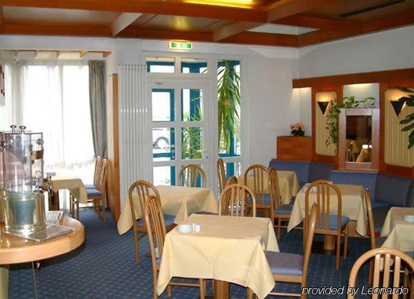 Hotel Amenity Múnich Restaurante foto